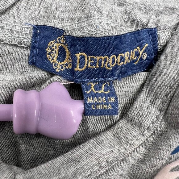 Democracy Women's XL Gray Short Sleeve V-Neck Top Embroidered Bohemian Design - Picture 2 of 6